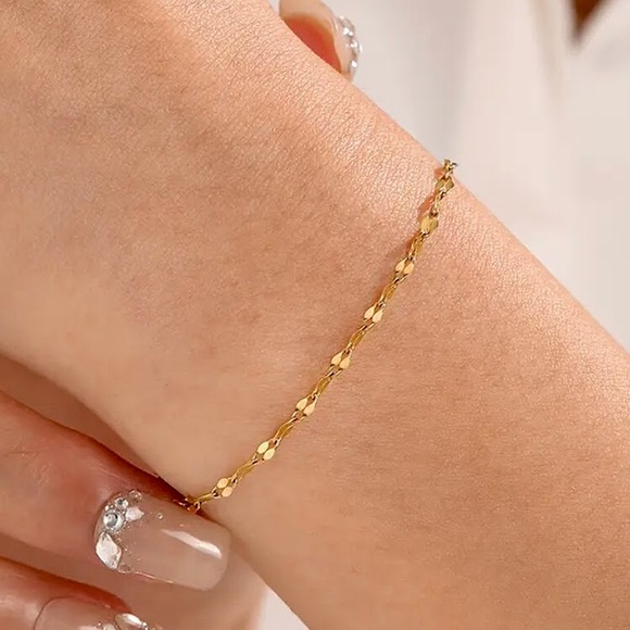 🔵𝟲𝟱%𝗢𝗙𝗙 𝗯𝘂𝗻𝗱𝗹𝗲𝘀 𝟯+🔵 NEW Lip Chain Stainless Steel Bracelet - Picture 6 of 15